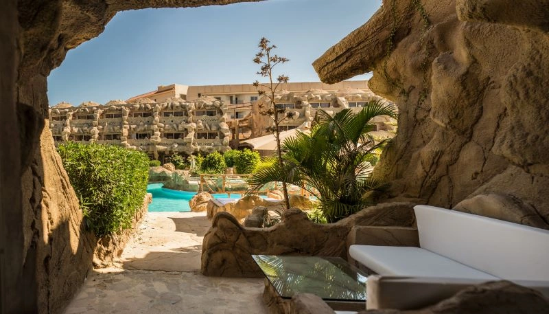 2018-10-05_Caves-Beach-Resort_99990.jpg