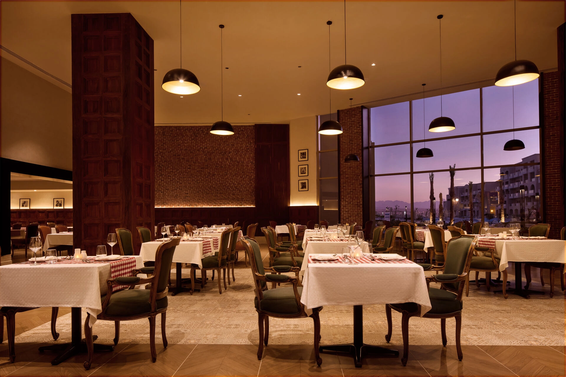 SSH_RAVILLINI_ITALIAN_RESTAURANT1.jpg