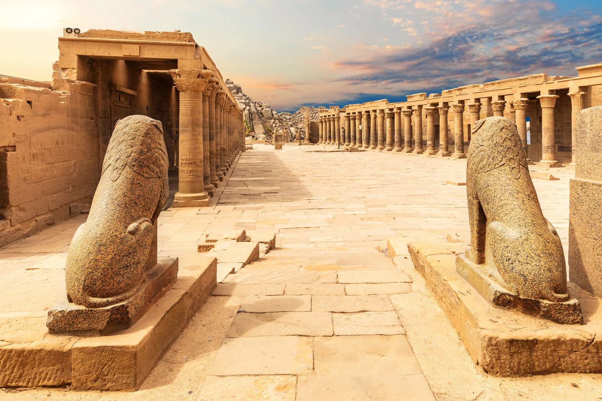 temple_de_Philae_AdobeStock_443633618.jpeg