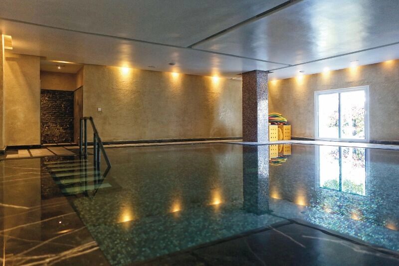 TBE_16_051_-_Indoor_pool_(800x533).jpg