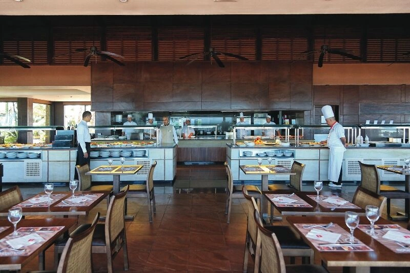 TBE_16_034_-_a_la_carte_restaurant_(800x533).jpg