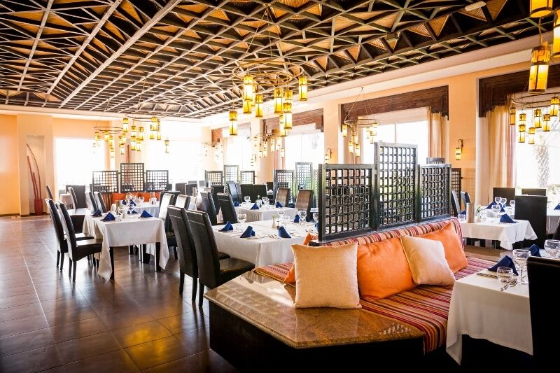ad58_13082_Hauptrestaurant_(800x533).jpg