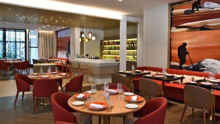 Restaurant.jpg