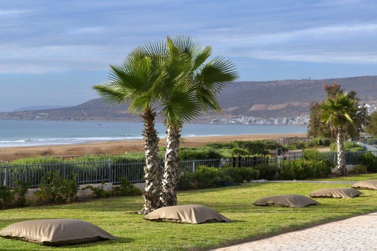 Terrace_Garden_and_Beach_view.JPG