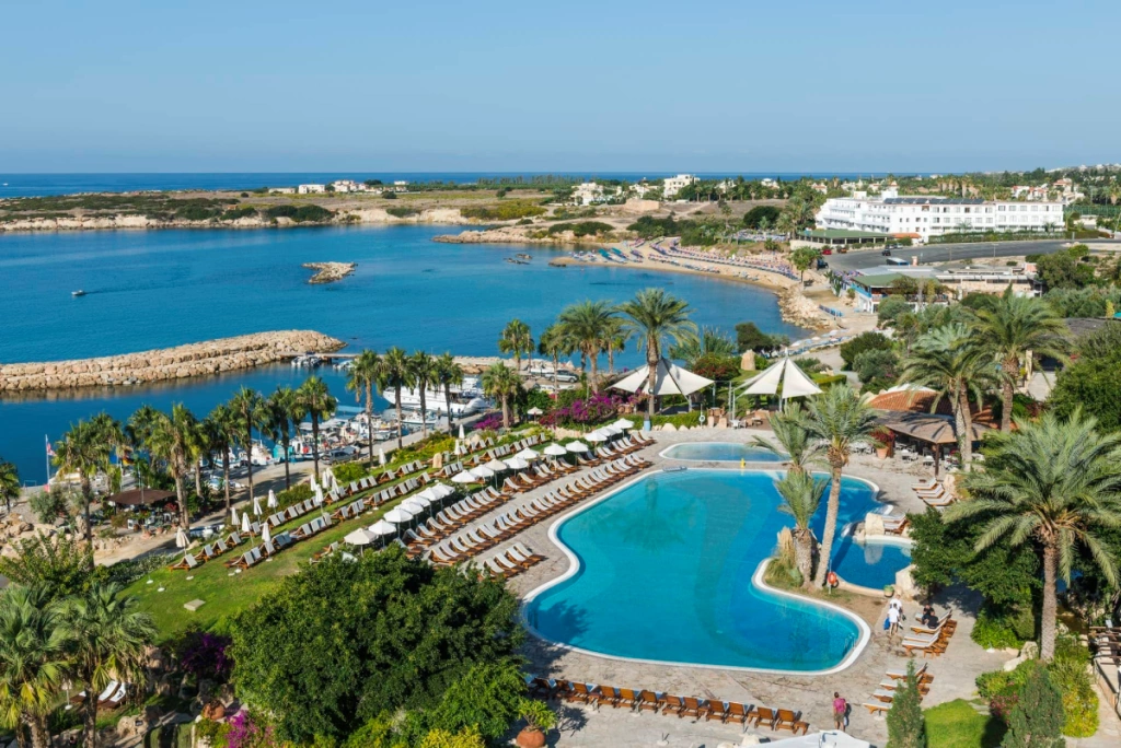 Club Coralia Coral Beach Hotel & Resort 5*