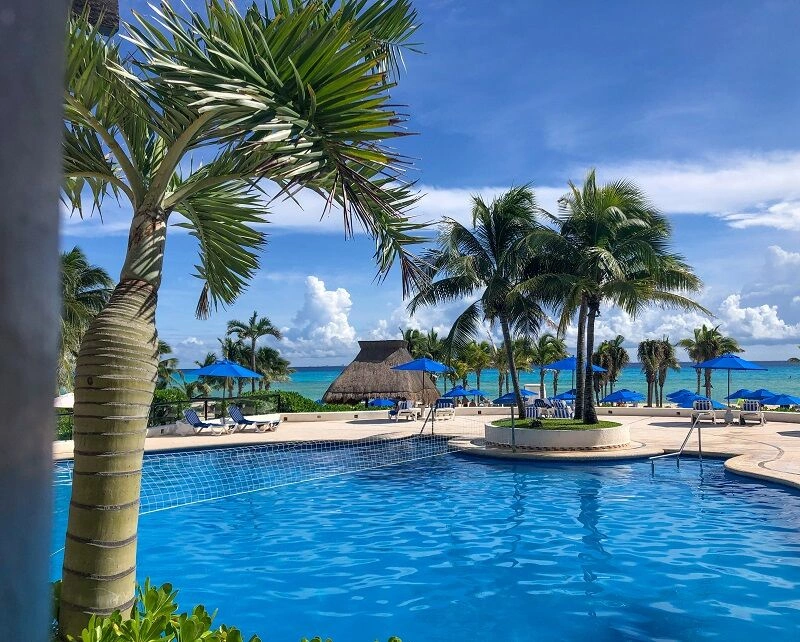 The Reef Playacar 4*