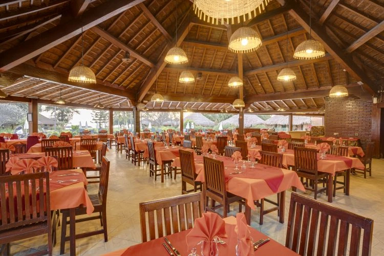 10_restaurant.jpg