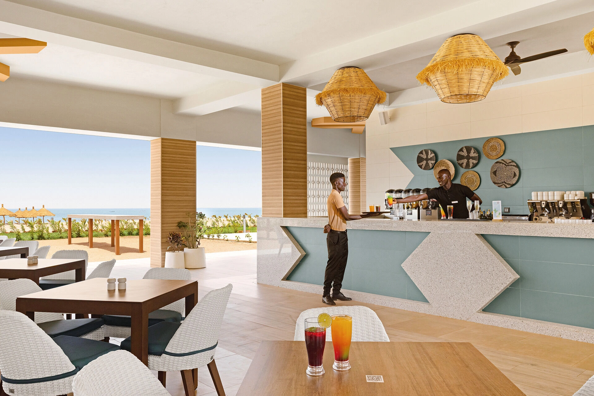 BAB_22_143_-_Poolside_bar.jpg