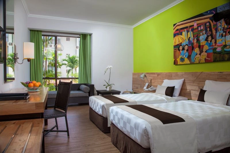 pool_view_room_twin_bed_prime_plaza_hotel_sanur.jpg