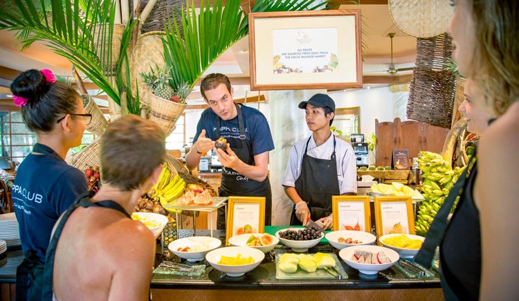 16_instant_Kappa_Club.jpg