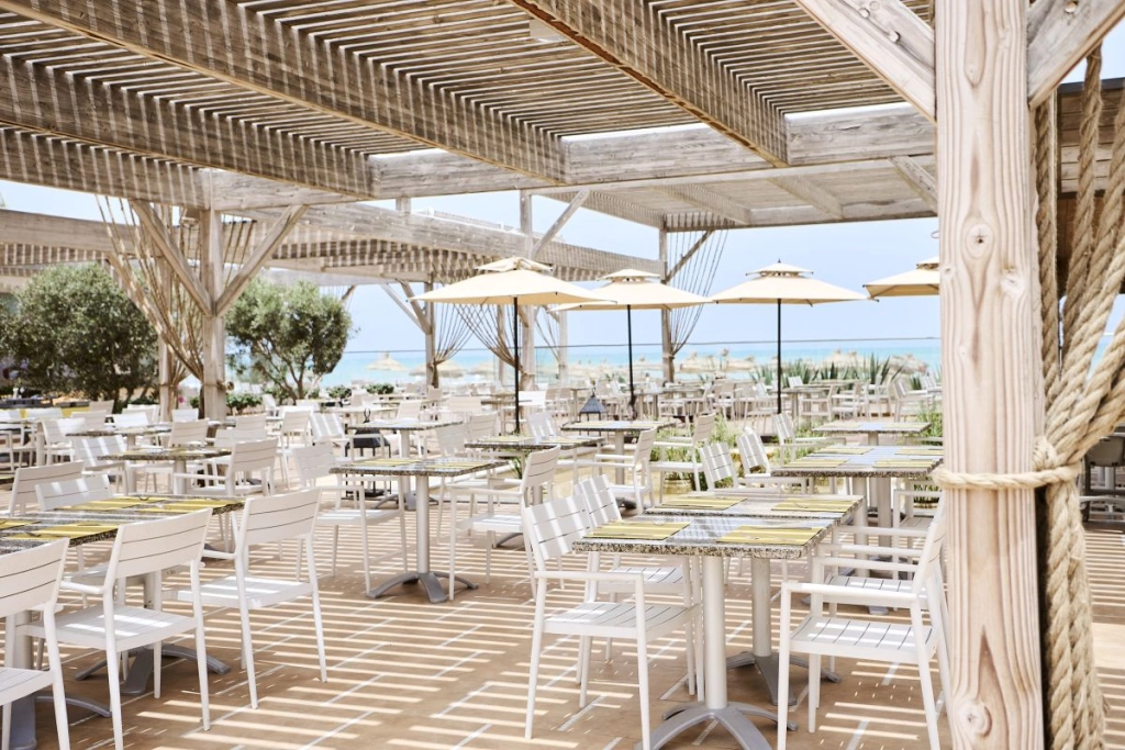 03_Restaurant.jpg