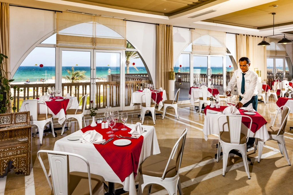 07_Restaurant.jpg