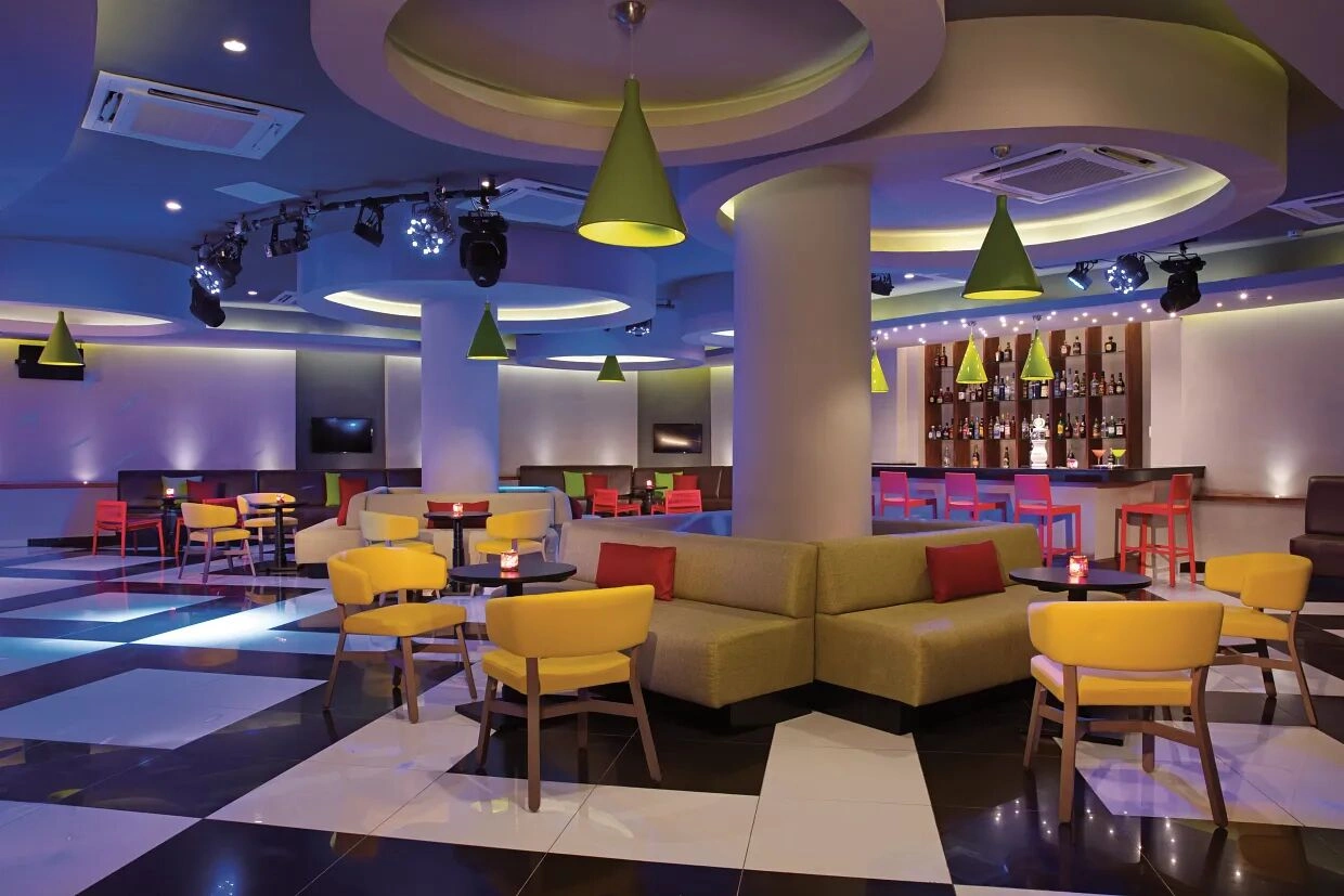 bar.jpg