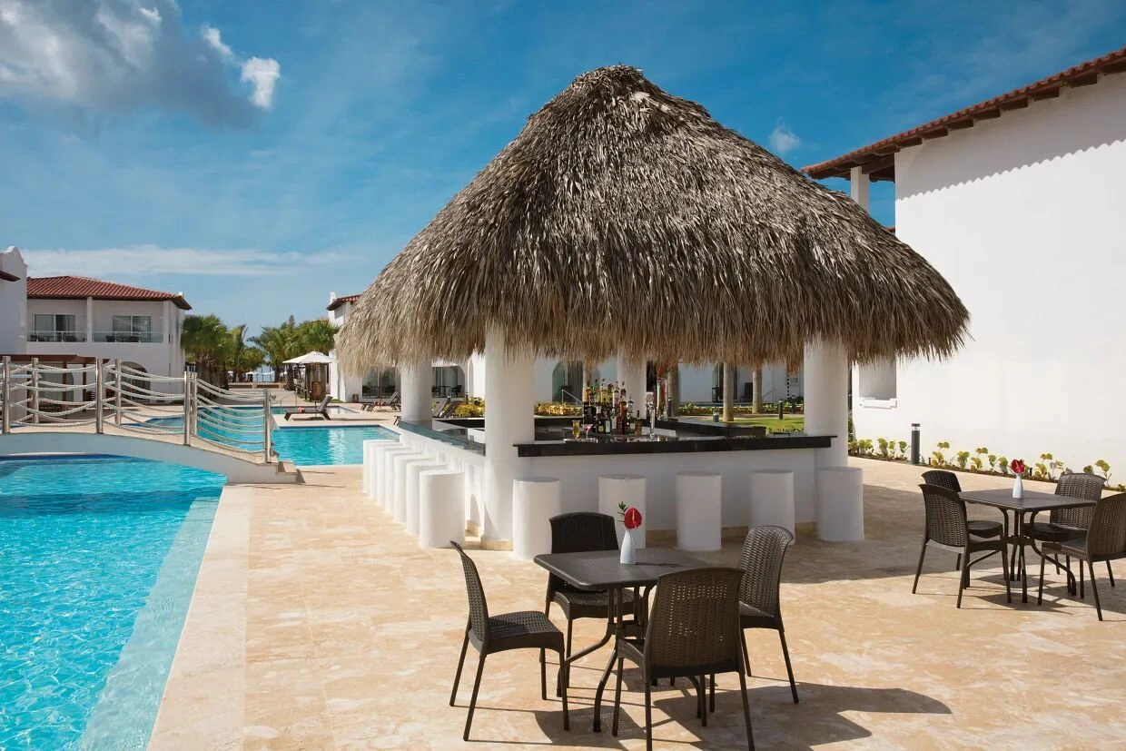 beach-bar.jpg