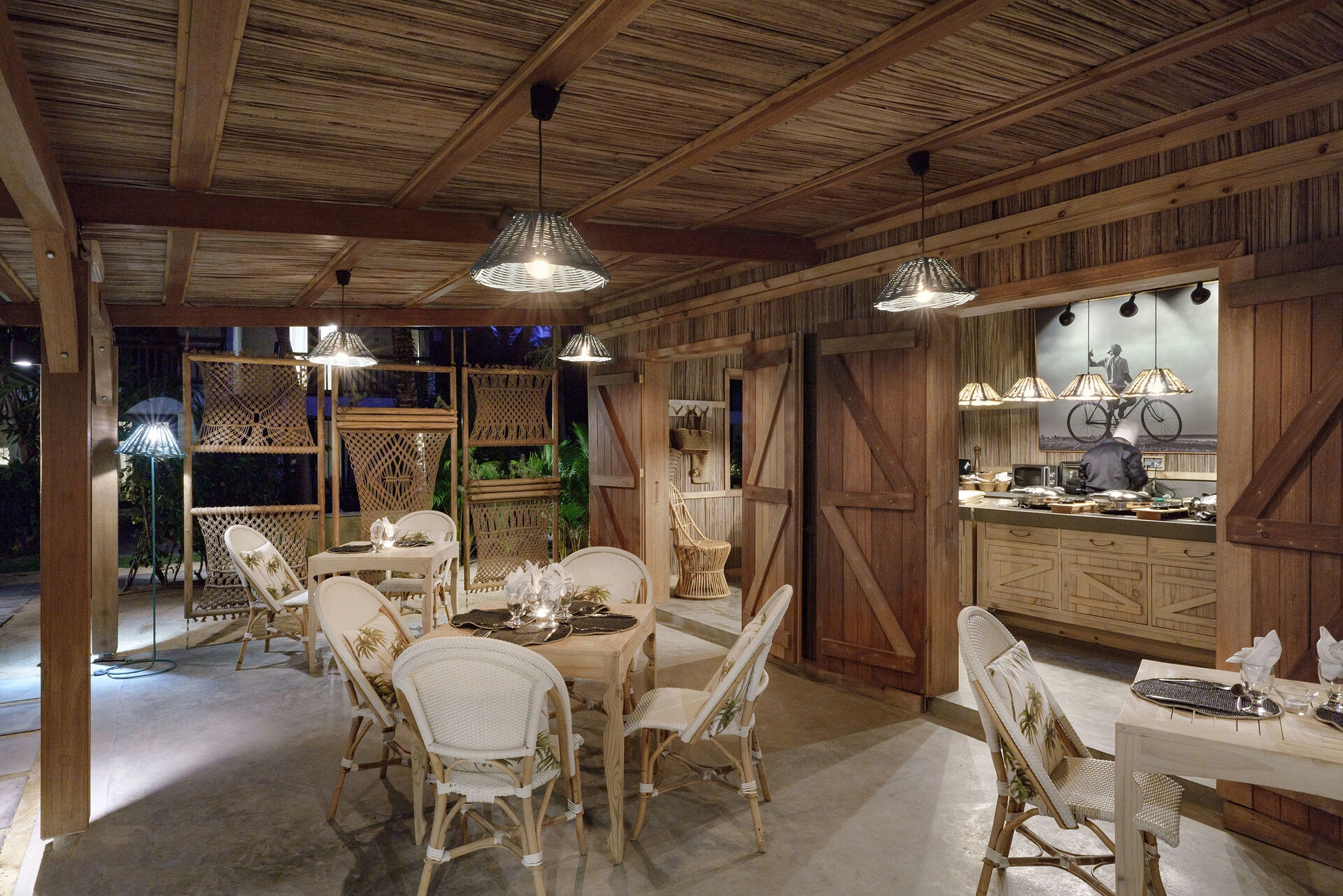 CDMA_Kot_Nou_restaurant_02.jpg