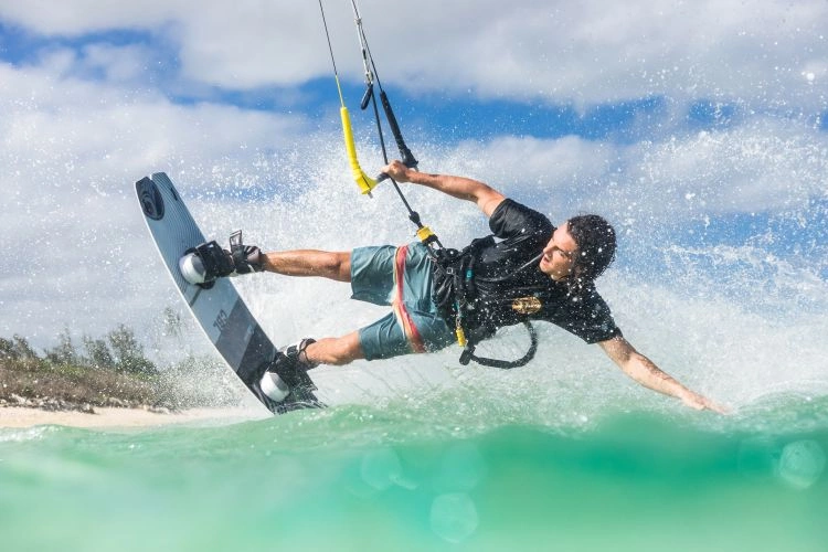 13_Kitesurf.jpg