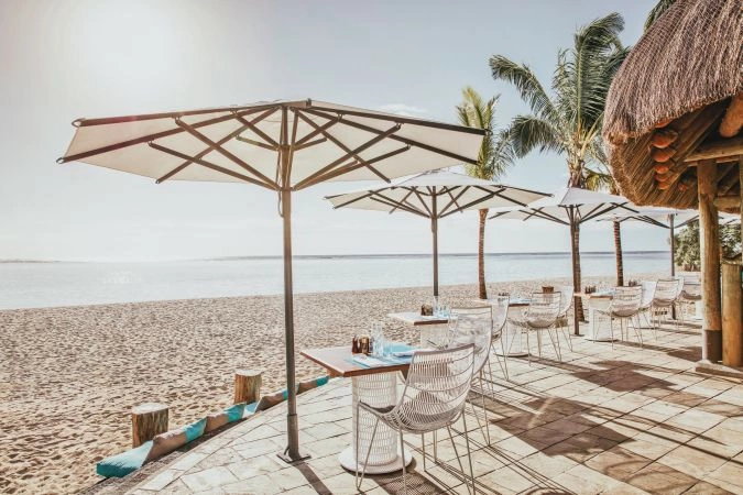 03_Le_Morne_Beach_Bar.jpg
