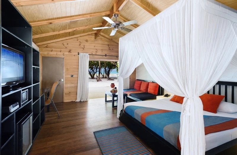 jacuzzi_beach_villla.jpg