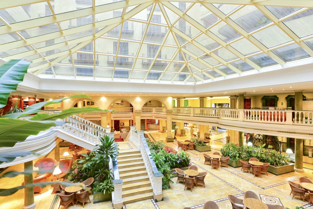 IBSTAR_PCE_IB_FAC_HALL_D1311_017.jpg
