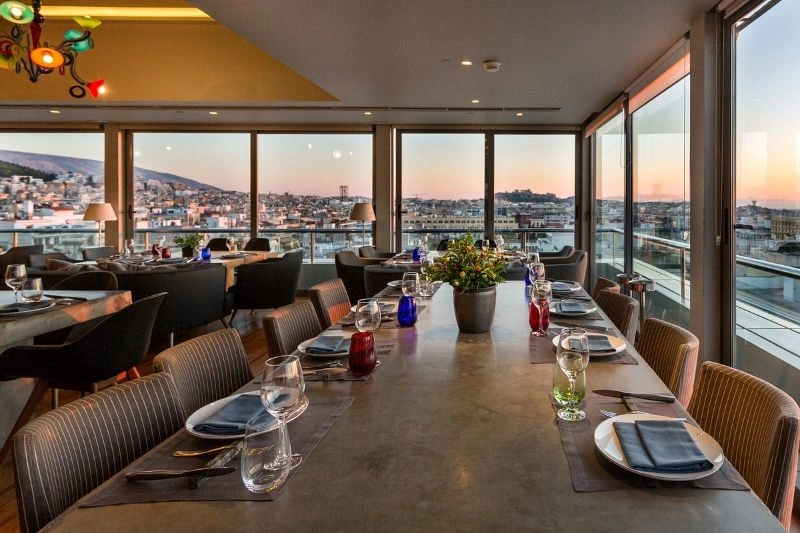 02_StAstra_Restaurant_Bar__.jpg