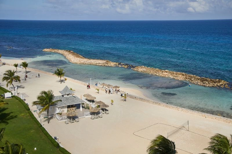 BPLRUN_Beachbar_(1).jpg