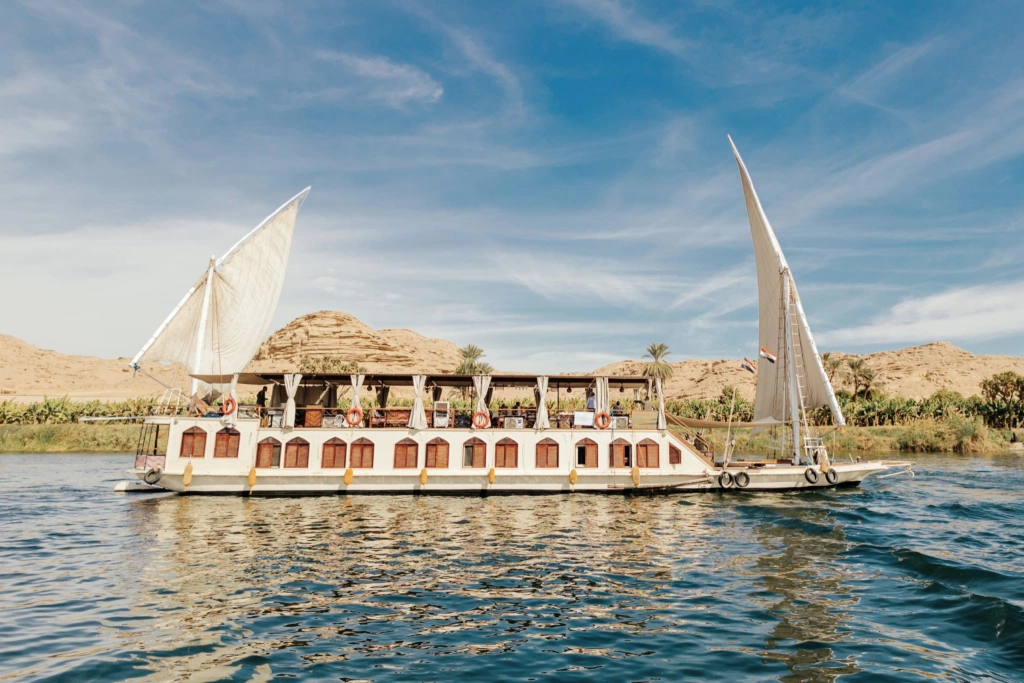 Croisière en Dahabyia sur le Nil Queen Tyi I 8J/7N