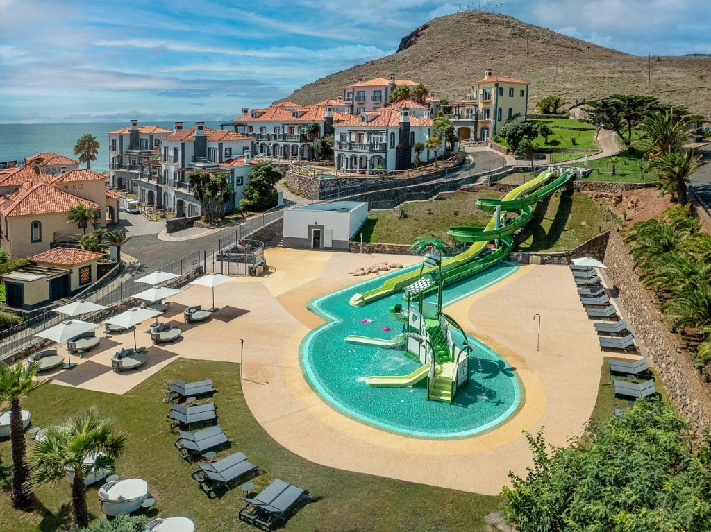 DREMP-EXT-SplashPark1-SC.jpg