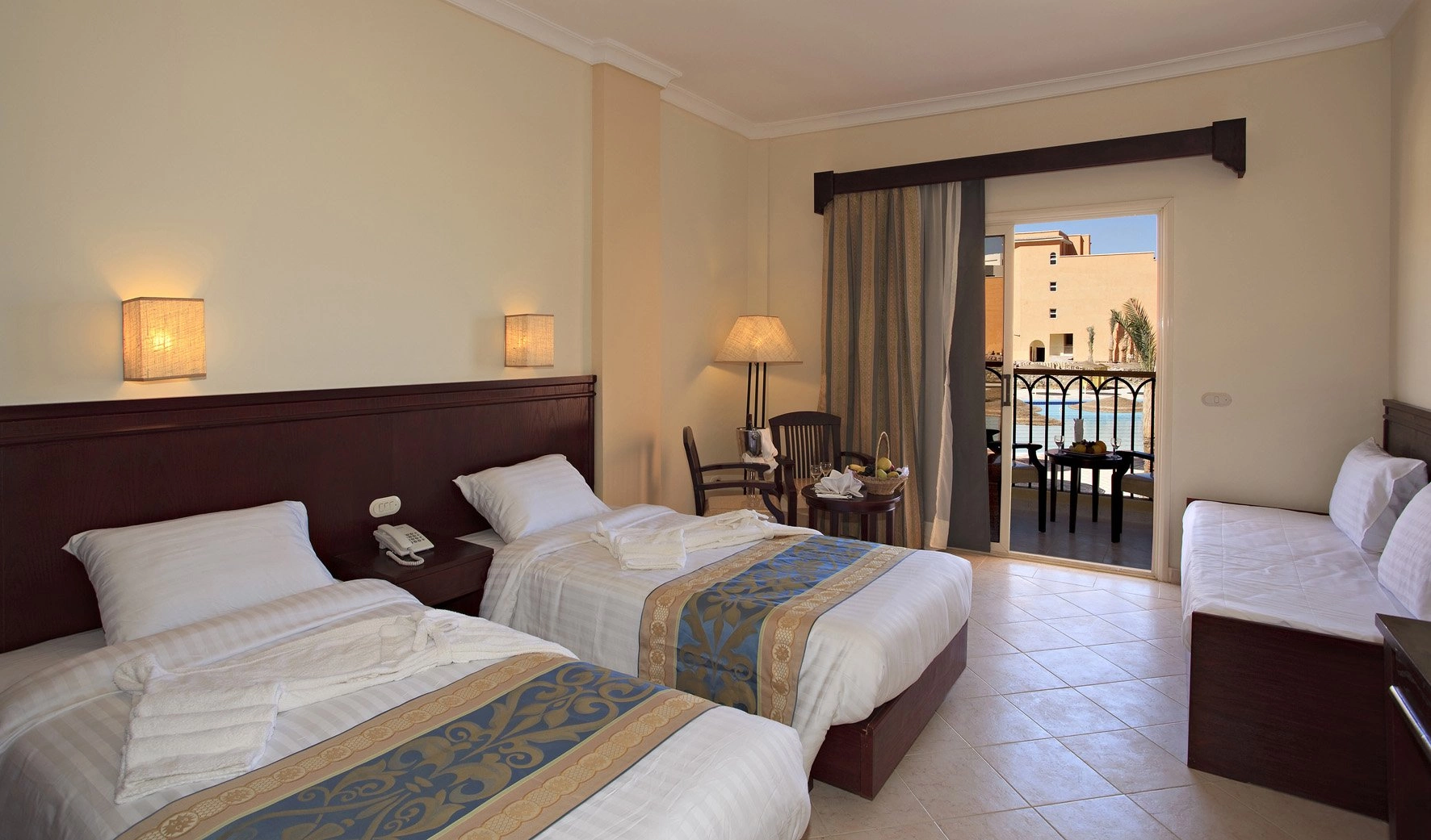 thethreecorners_redsea_hurghada_sunny_beach_resort_standard_family_room_1.jpg