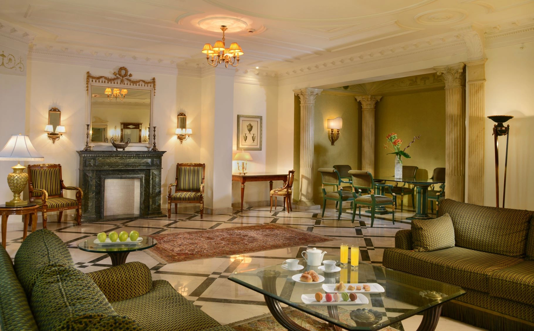 06_royal_suite_1000.jpg
