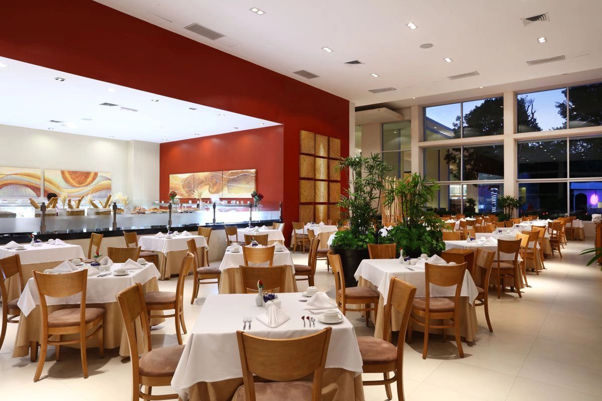 07_Yaiku_buffet.jpg