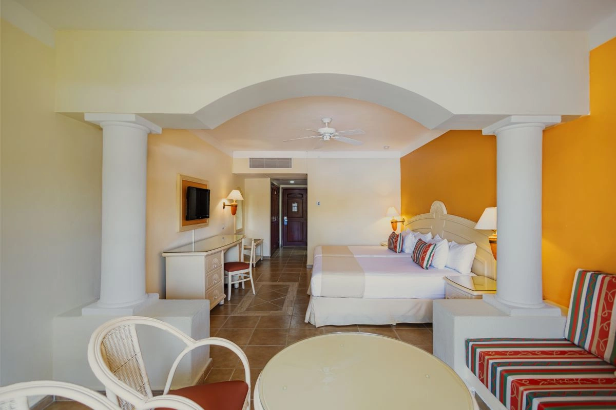 07__2_Doble_Bed_Junior_Suite.jpg