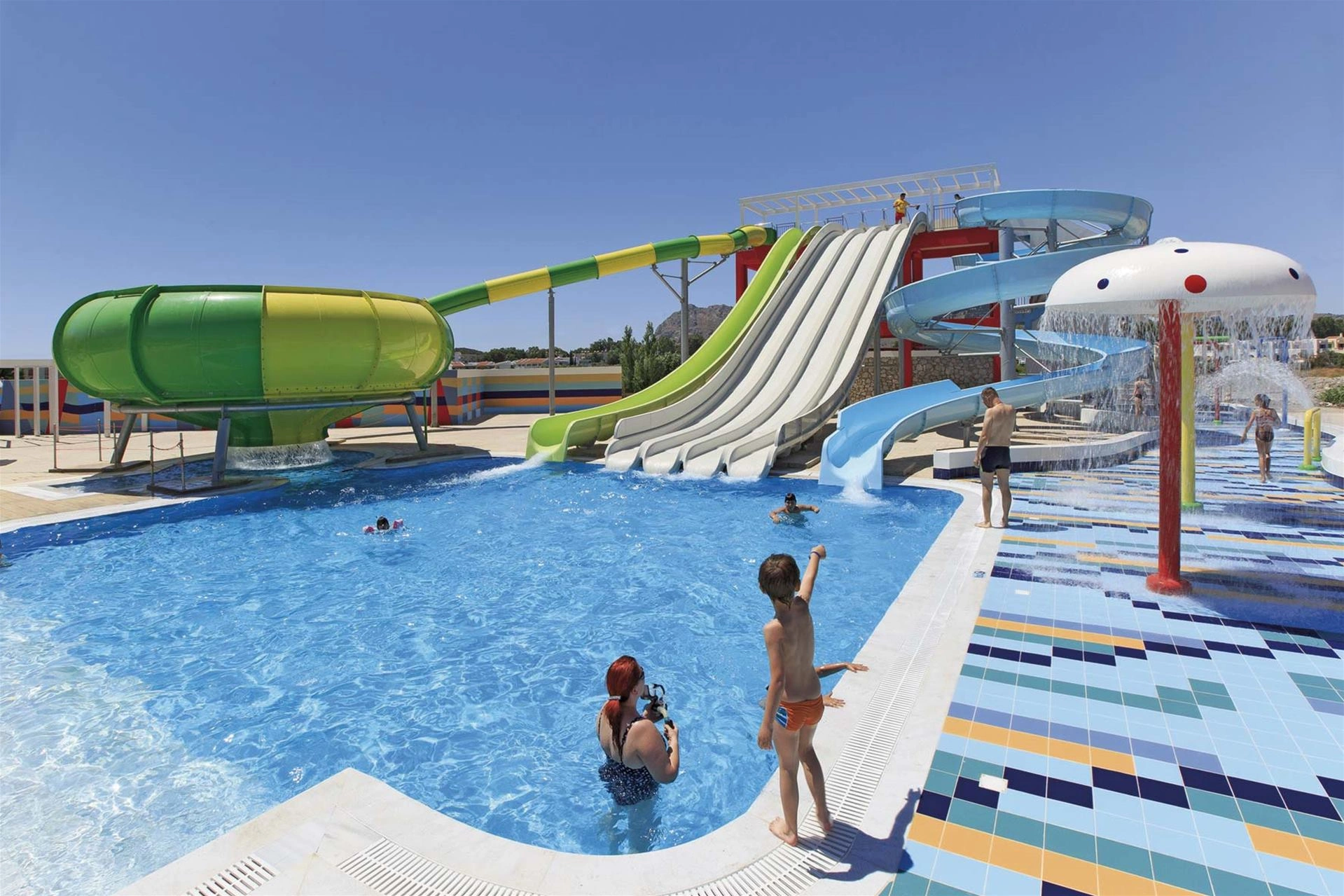 atlantica-mikri-poli-rhodes-waterpark.jpg