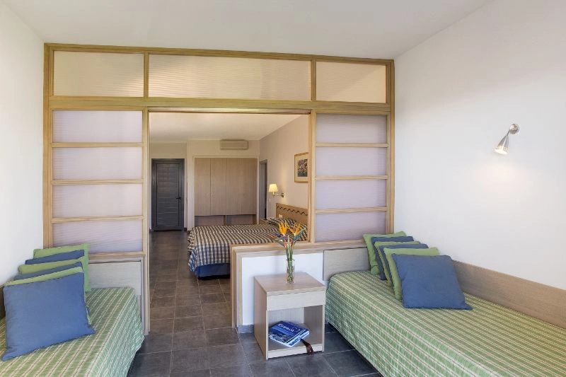 Family_Room_.jpg