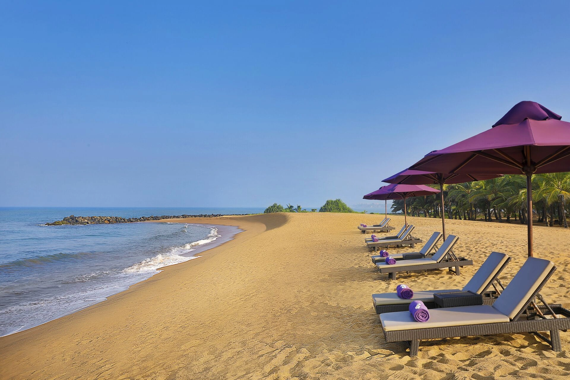 beach_sunbeds.jpg