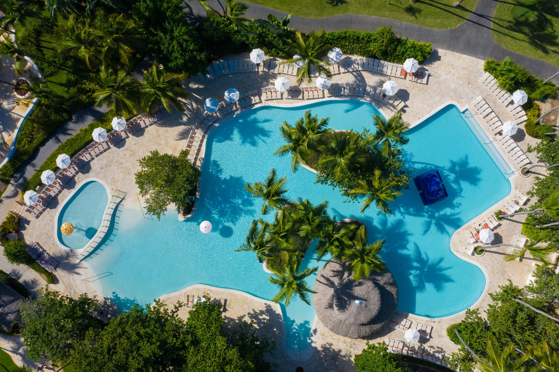 piscine_vue_aer.jpg