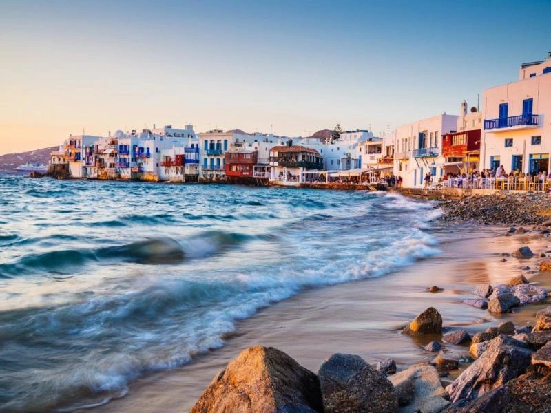 Circuit d'île en île, les joyaux des Cyclades : Mykonos, Santorin