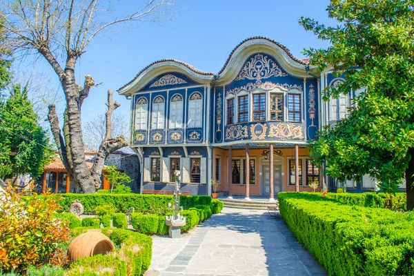vue_520327_pgbighd.jpg