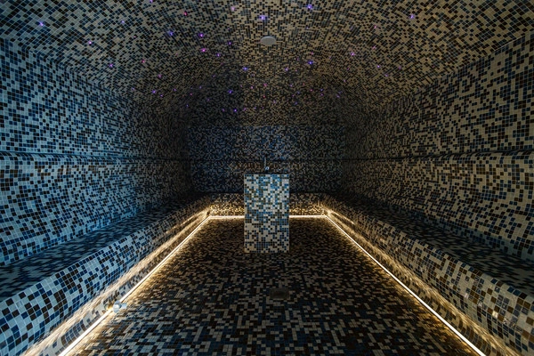 266013233.jpg