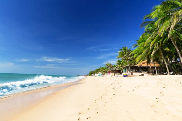 Combiné circuit et hôtel Merveilleux Vietnam en privatif et plage de Mui Ne ****