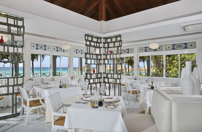 202MeliaLasAmericas-Limoncello_Mediterranean_Restaurant.jpg