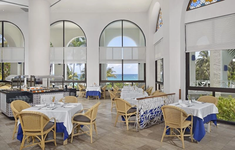 201MeliaLasAmericas-Restaurante_Buffet_La_Terraza.jpg