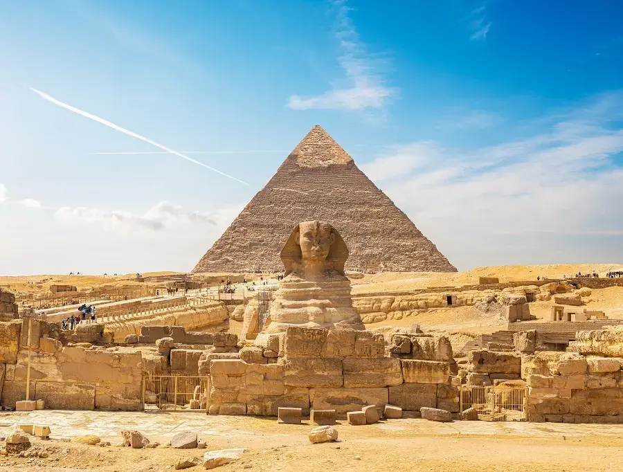 Pyramides Royal Yacht.webp