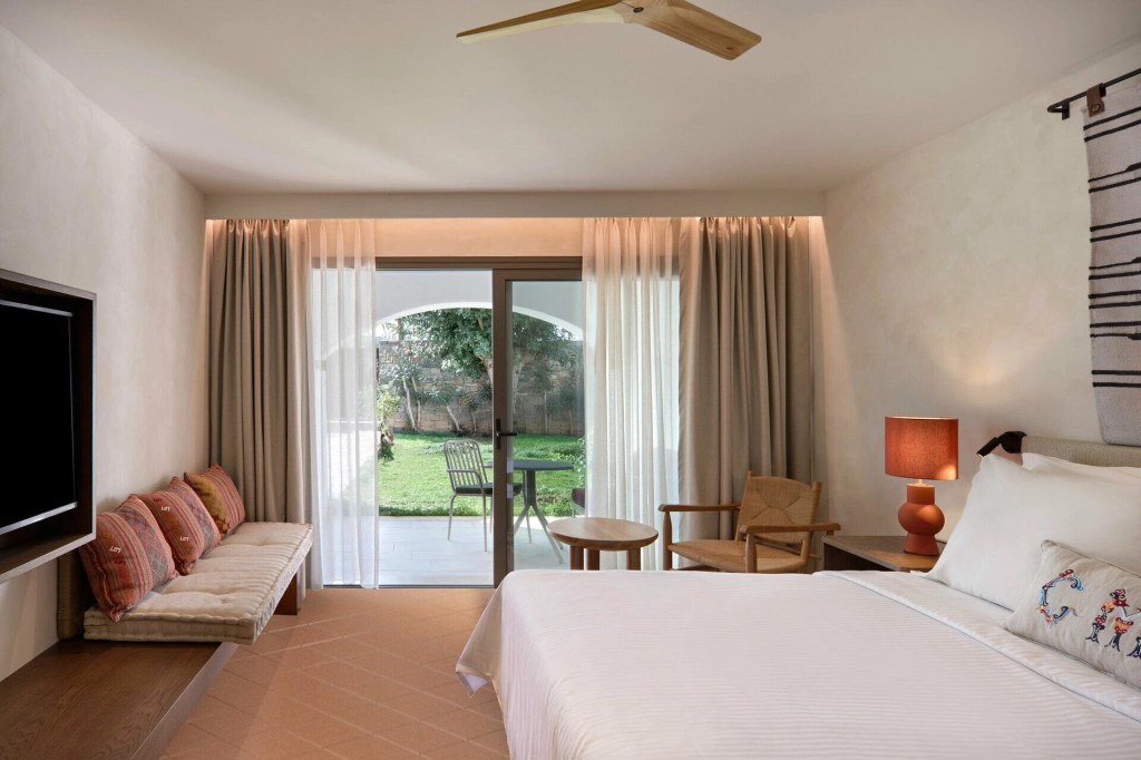 Creta_Maris_Exclusive_Adult_Garden-Mountain_View_Room_06.jpg