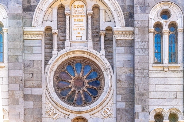 vue_691380_pgbighd.jpg