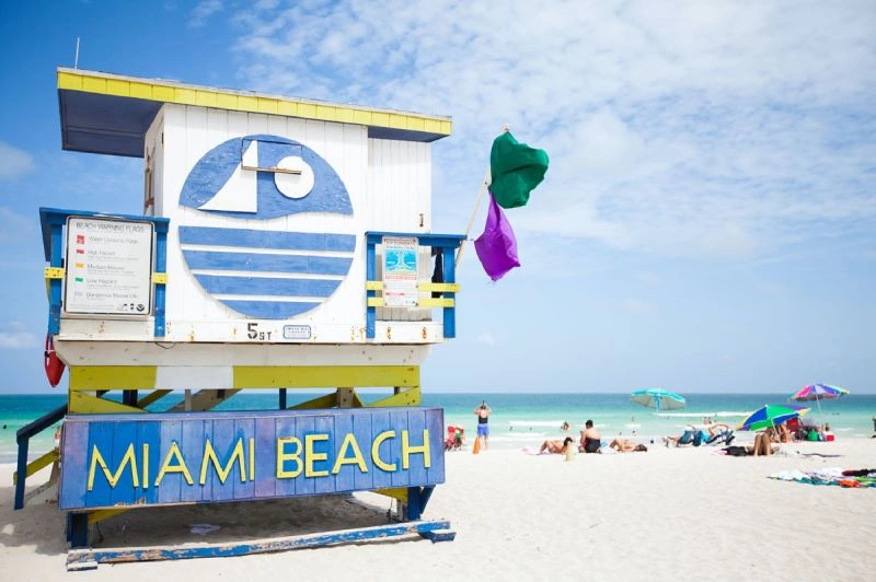 J10_MIAMI_BEACH_1_c.jpg