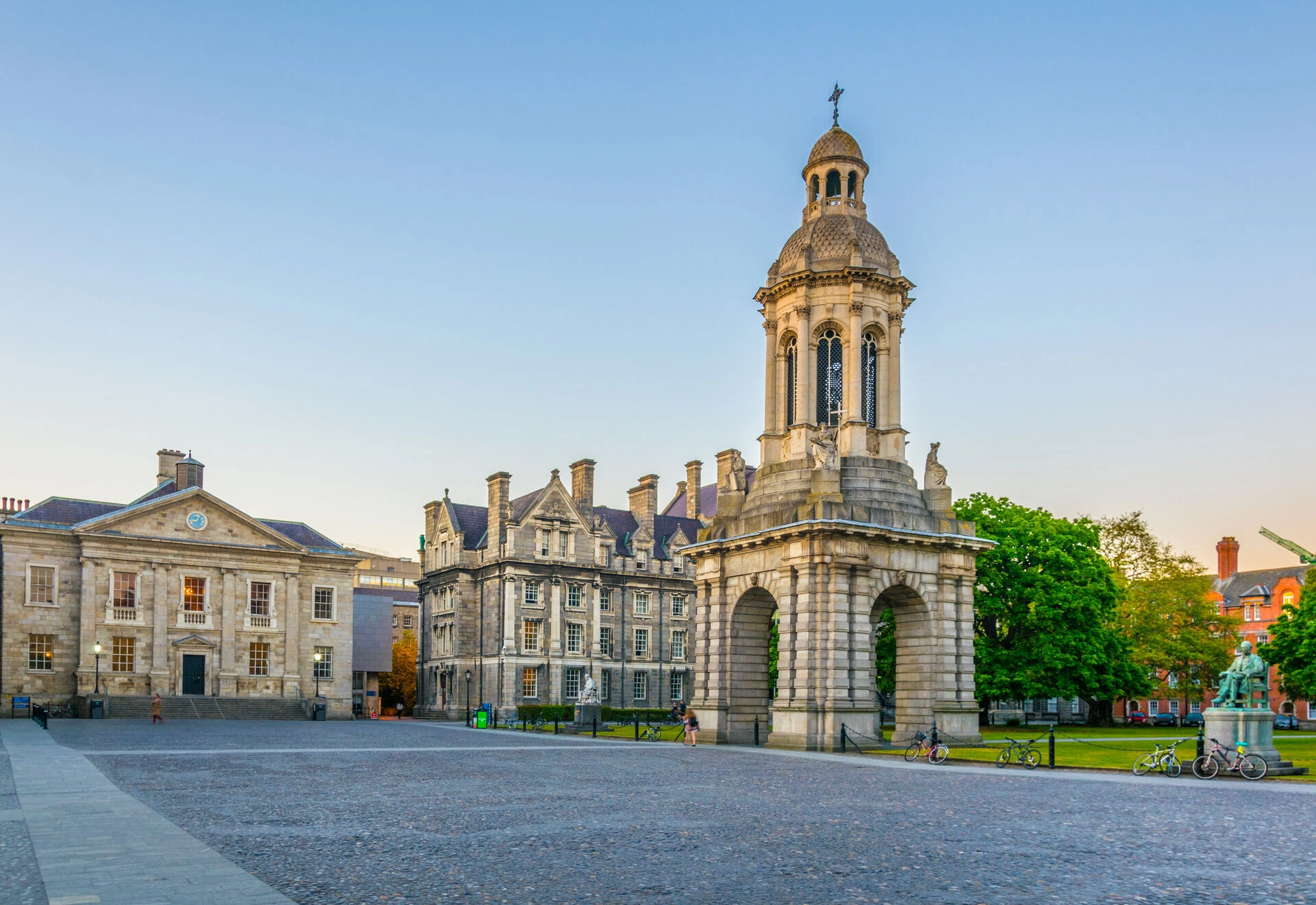 trinity_college_AdobeStock_209773907.jpeg