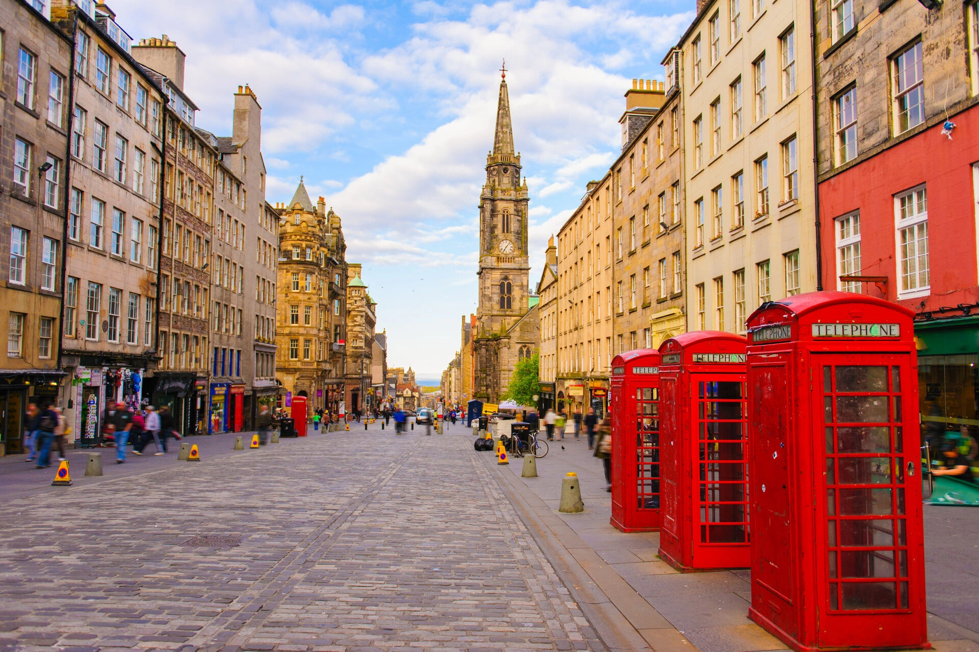 Edimbourg_AdobeStock_65993461.jpeg