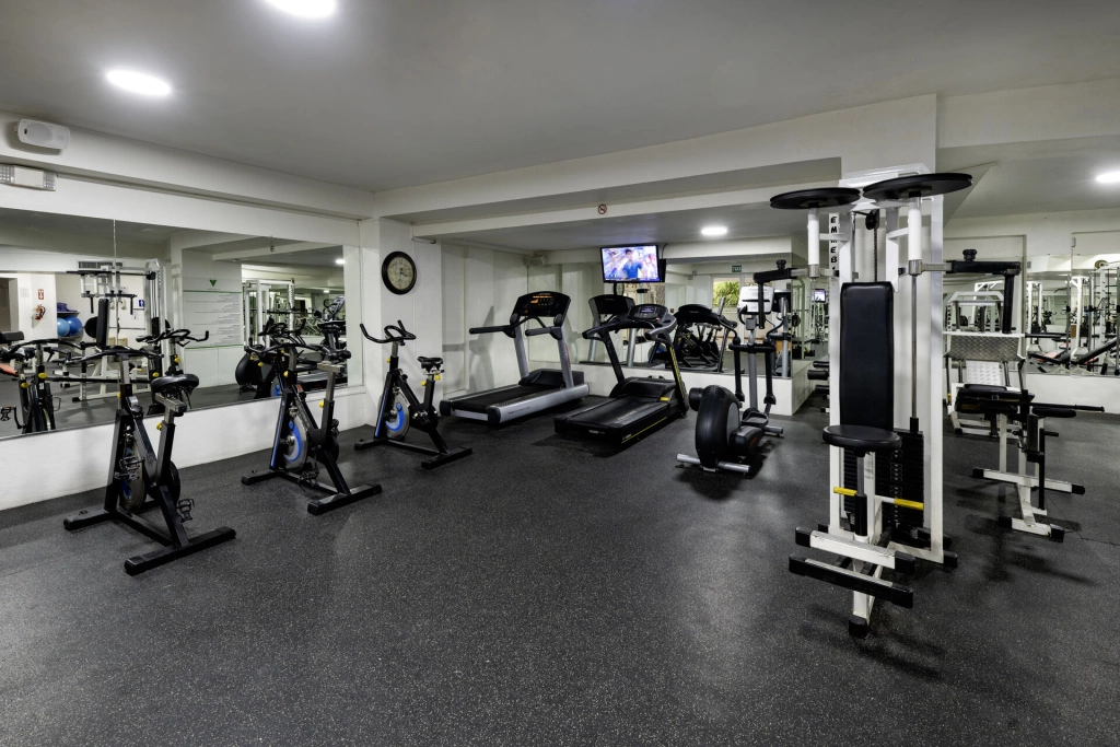 gym-2_53513008694_o.jpg