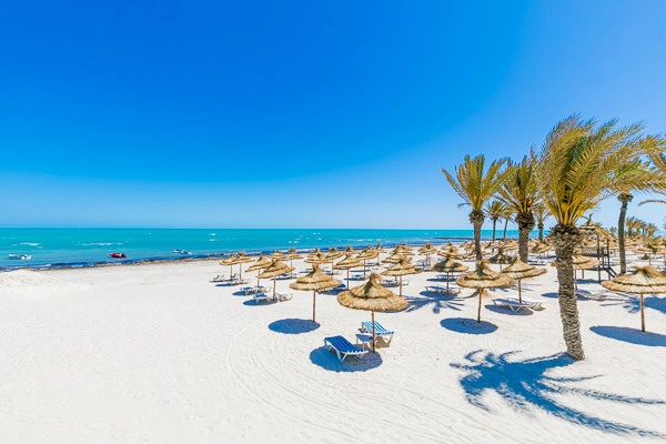 Combiné circuit et hôtel Circuit Plage au Framissima Royal Karthago et désert de Tozeur