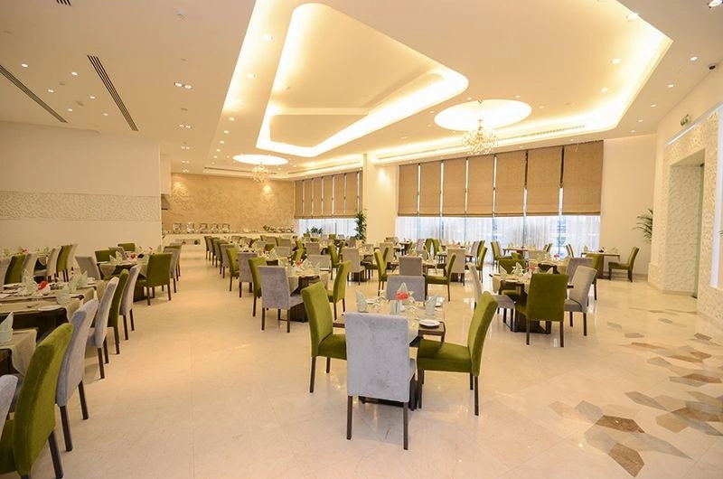 Crystal_All_Day_Dining_Restaurant_(800x530).jpg